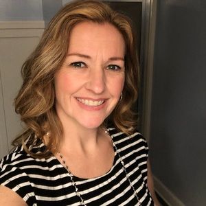 Meet your Posher, Pamela